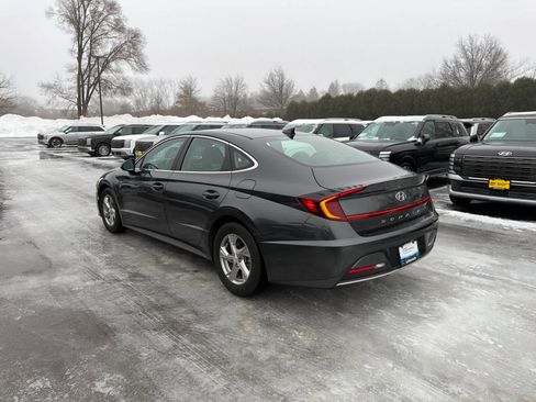 Used 2023 Hyundai Sonata SE image 3