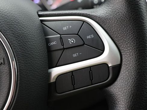 Used 2017 Jeep Compass Sport image 19