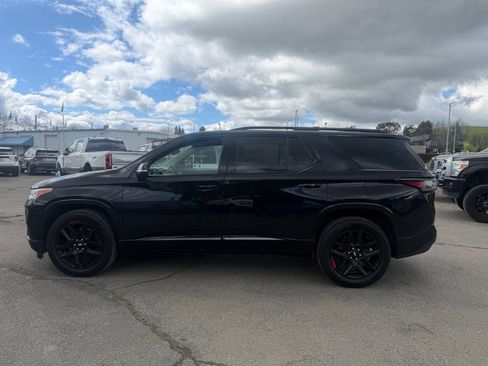 Used 2018 Chevrolet Traverse Premier w/ Redline Edition image 2