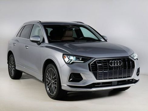Certified 2022 Audi Q3 2.0T Premium Plus image 1