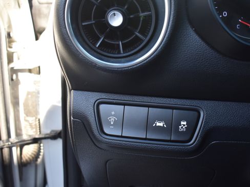 Used 2019 Kia Forte S w/ S Premium Package image 16