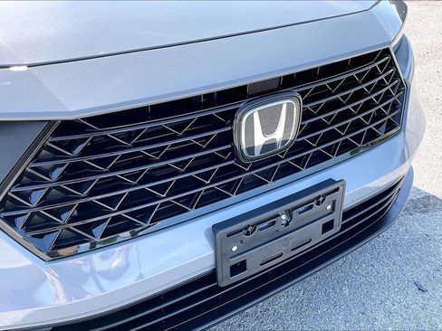 Used 2023 Honda Accord Sport image 33