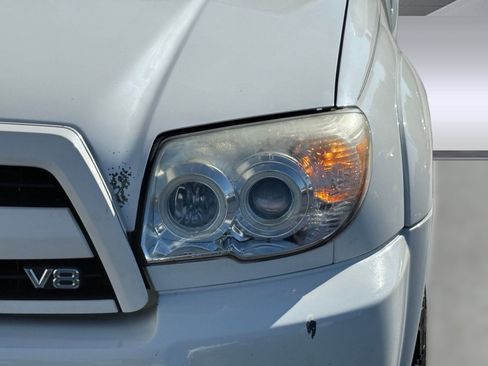 Used 2006 Toyota 4Runner Limited image 11