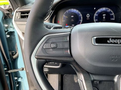 New 2026 Jeep Grand Cherokee Limited w/ Limited Altitude Package AWD/4WD image 28