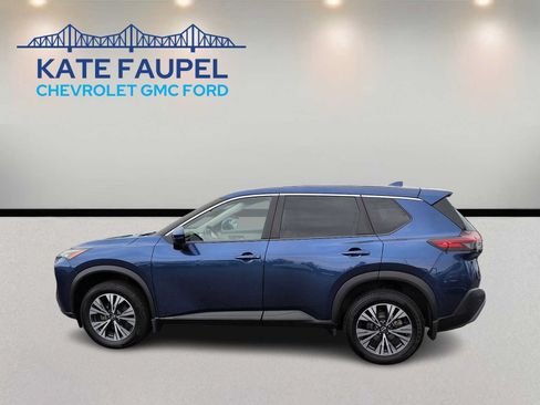 Used 2023 Nissan Rogue SV AWD/4WD image 4