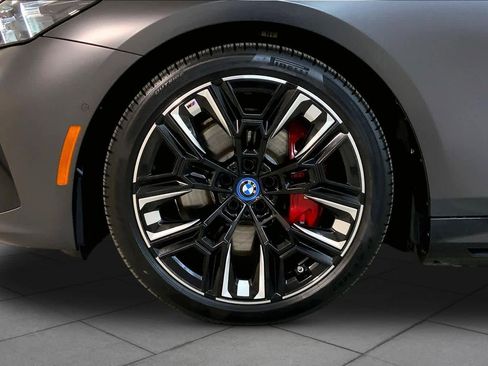Certified 2024 BMW i5 M60 w/ Premium Package image 10