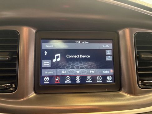 Used 2021 Dodge Charger SXT w/ Blacktop Package image 17