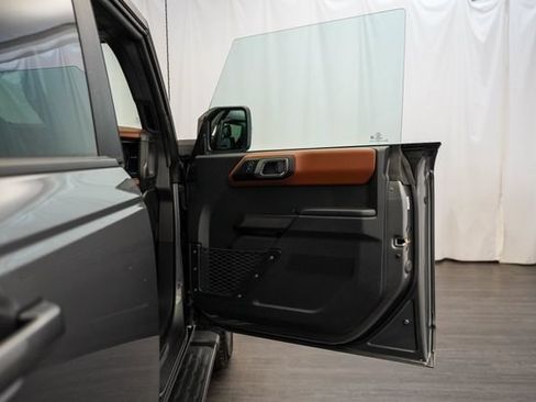 Used 2024 Ford Bronco Outer Banks AWD/4WD image 17