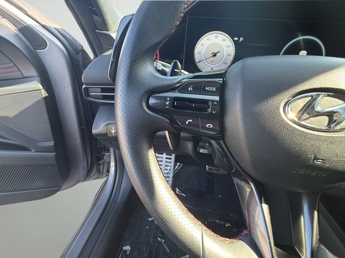 Used 2023 Hyundai Elantra N Line FWD image 17