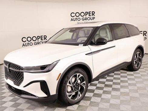 New 2026 Lincoln Nautilus Premier w/ Equipment Group 102A image 10