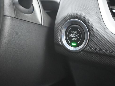 Used 2025 Chevrolet TrailBlazer LT w/ Convenience Package FWD image 18