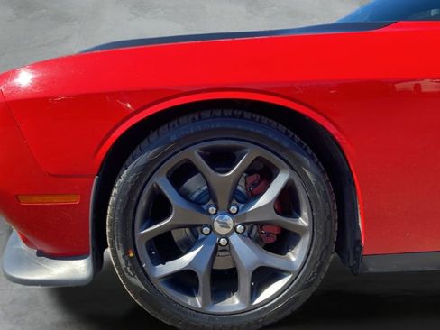 Used 2019 Dodge Challenger R/T RWD image 26