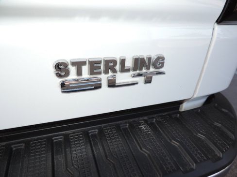 Certified 2023 GMC Sierra 1500 SLT image 13