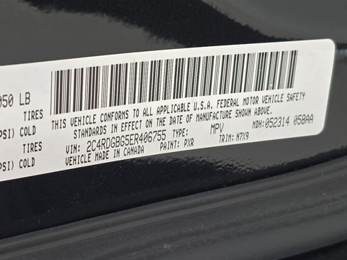 Used 2014 Dodge Grand Caravan SE FWD image 32
