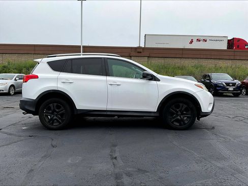 Used 2014 Toyota RAV4 LE AWD/4WD image 5