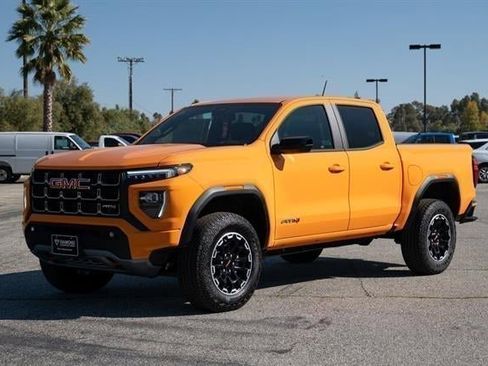 New 2026 GMC Canyon AT4 image 8