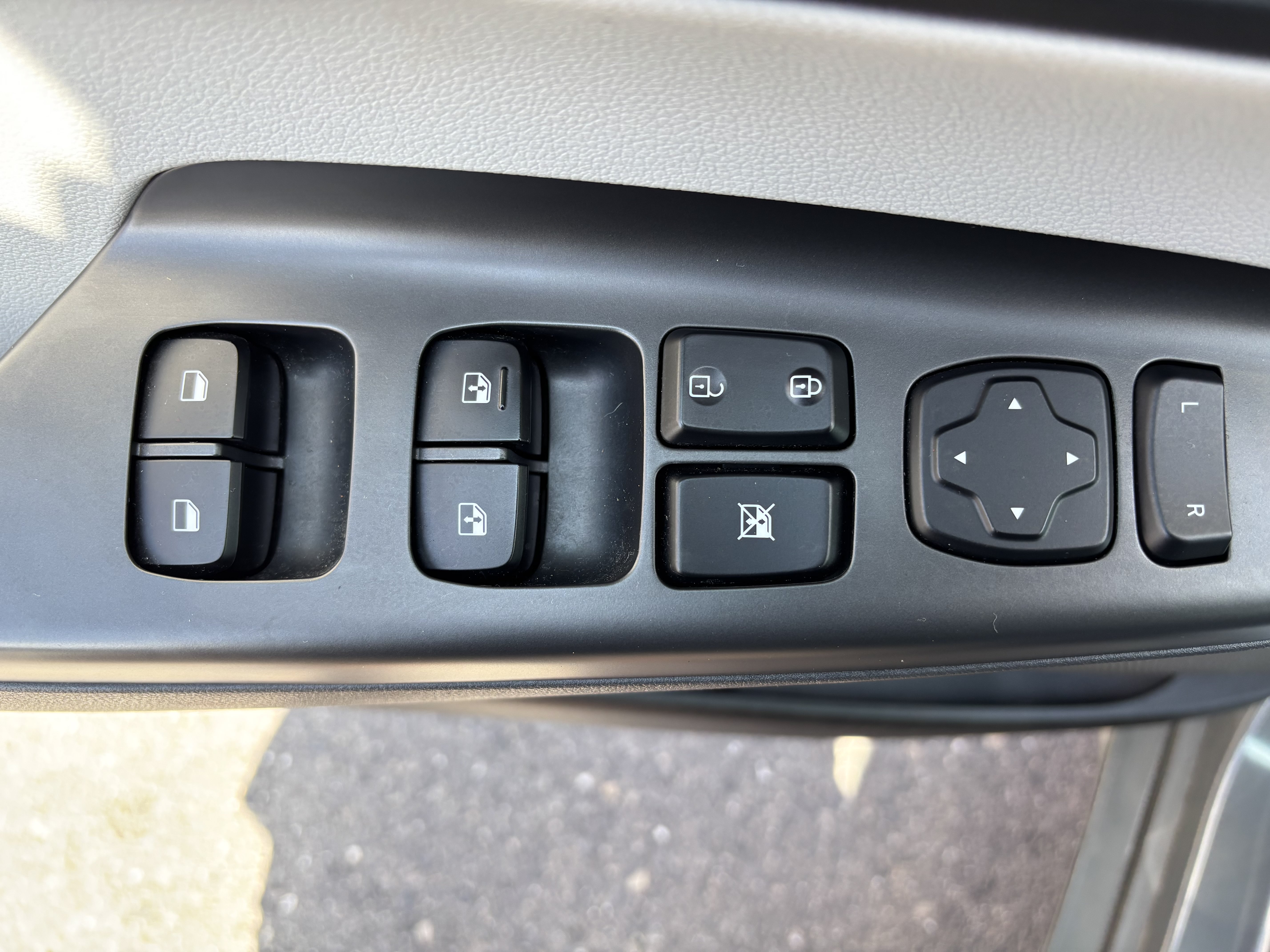 Used 2023 Hyundai Kona SEL AWD/4WD image 17