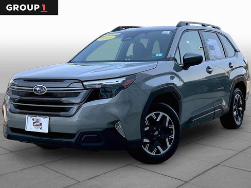 Certified 2025 Subaru Forester Premium AWD/4WD image 1