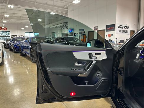 Used 2023 Mercedes-Benz CLA 250 image 10