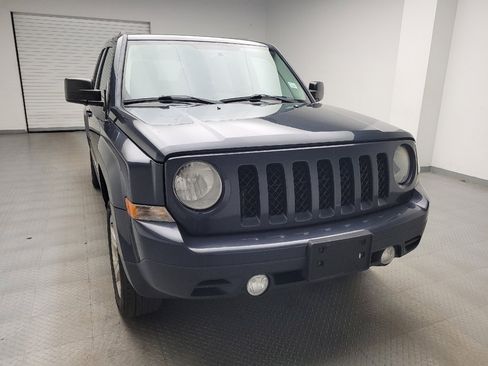 Used 2014 Jeep Patriot Latitude w/ Sun/Sound Group AWD/4WD image 14