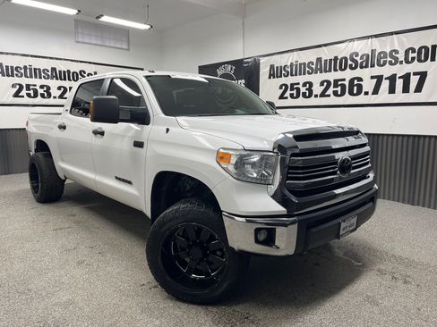 Used 2016 Toyota Tundra SR5 w/ SR5 Upgrade Package image 1