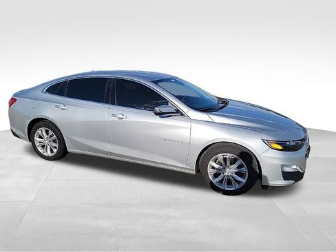 Used 2020 Chevrolet Malibu LT image 4