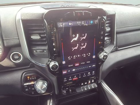 Used 2024 RAM 1500 Laramie AWD/4WD image 13