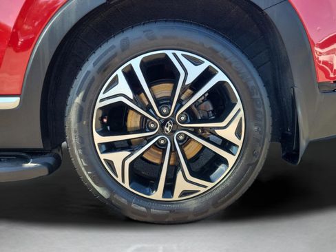 Used 2019 Hyundai Santa Fe Ultimate image 5