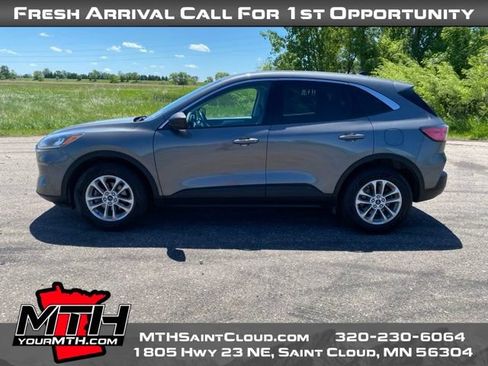 Used 2022 Ford Escape SE w/ Convenience Package AWD/4WD image 5