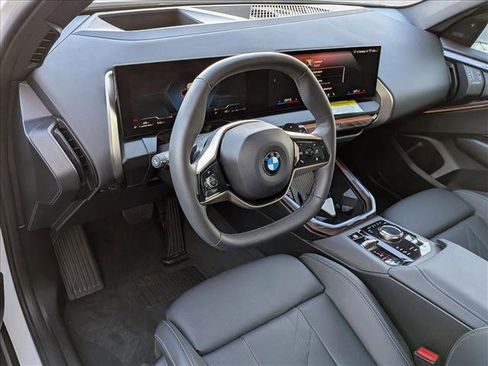 Used 2025 BMW X3 xDrive30i w/ Premium Package image 10