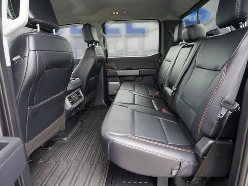 Used 2023 Ford F250 Lariat w/ Sport Appearance Package AWD/4WD image 18