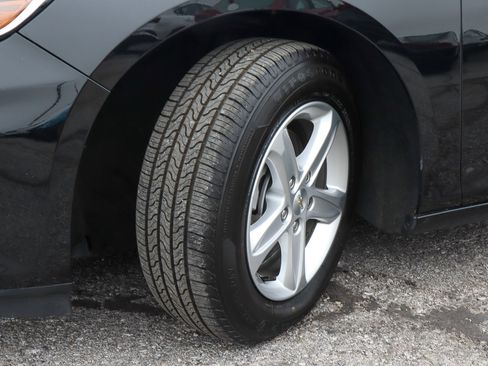 Used 2022 Chevrolet Malibu LS w/ Driver Confidence Package II image 17