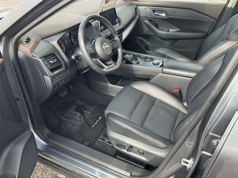 Certified 2023 Nissan Rogue SV w/ SV Premium B Package image 11