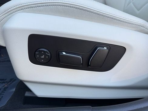 Certified 2026 BMW i5 eDrive40 AWD/4WD image 35