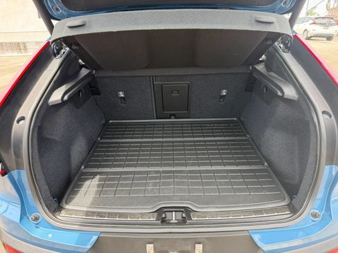 Used 2023 Volvo C40 P8 Recharge Plus w/ Protection Package Premier AWD/4WD image 32