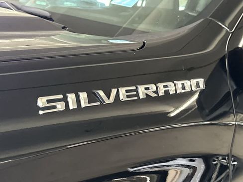 Used 2024 Chevrolet Silverado 1500 RST RWD image 11