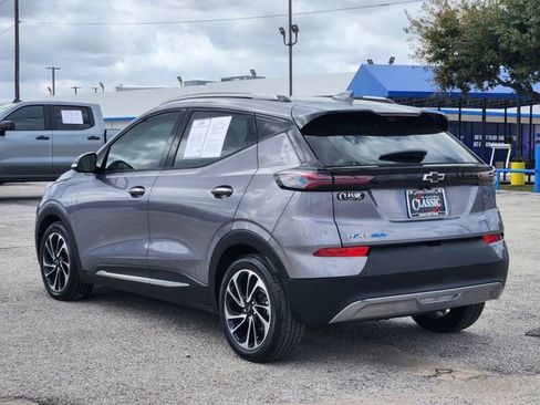 Used 2023 Chevrolet Bolt EUV Premier w/ Sun & Sound Package image 5