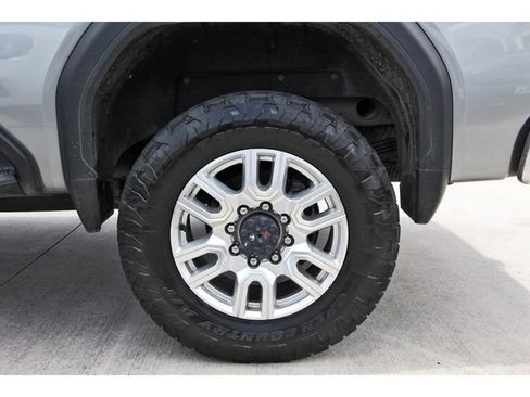 Used 2024 GMC Sierra 2500 SLT w/ Texas SLT Premium Package AWD/4WD image 29
