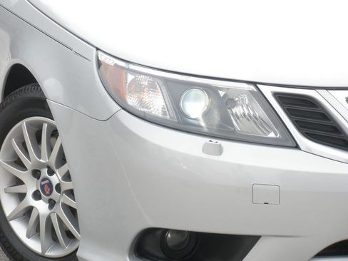 Used 2008 Saab 9-3 2.0T w/ Premium Package image 3