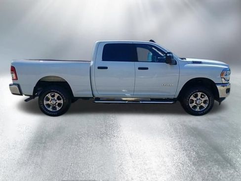 Used 2024 RAM 2500 Big Horn AWD/4WD image 7