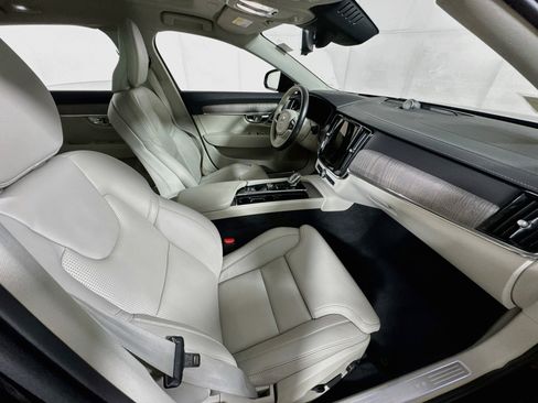 Used 2023 Volvo S90 B6 Ultimate w/ Lounge Package AWD/4WD image 30