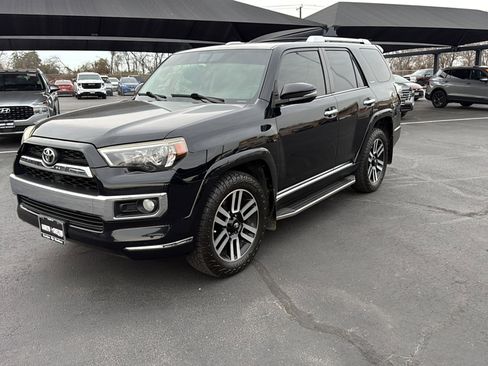 Used 2018 Toyota 4Runner Limited image 2