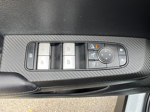 Used 2023 Mitsubishi Outlander SEL AWD/4WD image 42