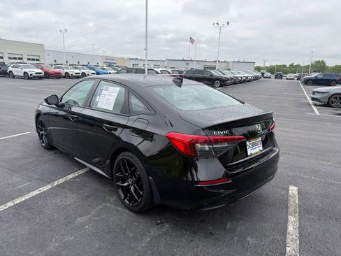 Used 2024 Honda Civic Sport image 4