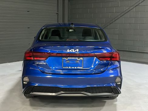 Used 2023 Kia Forte LXS FWD image 5