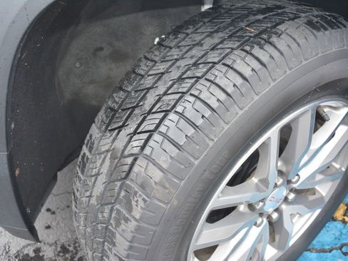 Used 2018 GMC Acadia SLE image 6