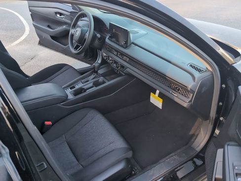 Used 2025 Honda Accord LX image 14