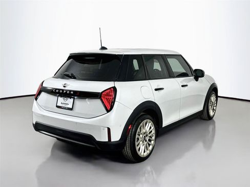 Certified 2025 MINI Cooper S FWD image 4