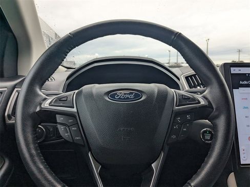 Used 2024 Ford Edge SEL w/ Sport Appearance Package image 25