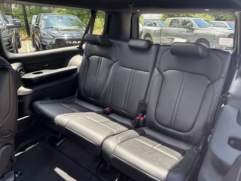 New 2026 Jeep Grand Wagoneer L Limited AWD/4WD image 23